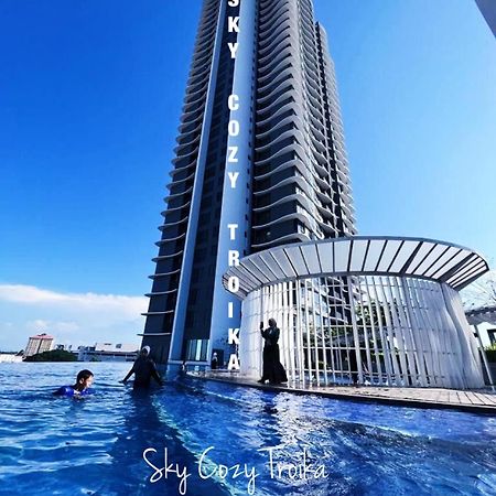 Sky Cozy Troika Residence, 1 Bedroom 4-6 Pax, 2 Bedrooms 6-8 Pax, Pool Vew, Sky & City View, Free Parking, Pool, Unlimited Wifi & Netflix Kota Bharu Dış mekan fotoğraf