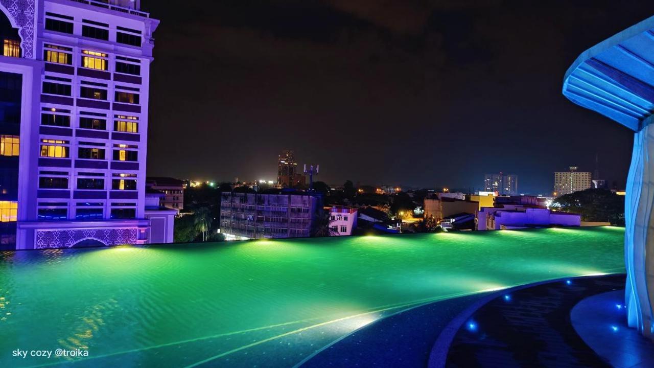 Sky Cozy Troika Residence, 1 Bedroom 4-6 Pax, 2 Bedrooms 6-8 Pax, Pool Vew, Sky & City View, Free Parking, Pool, Unlimited Wifi & Netflix Kota Bharu Dış mekan fotoğraf