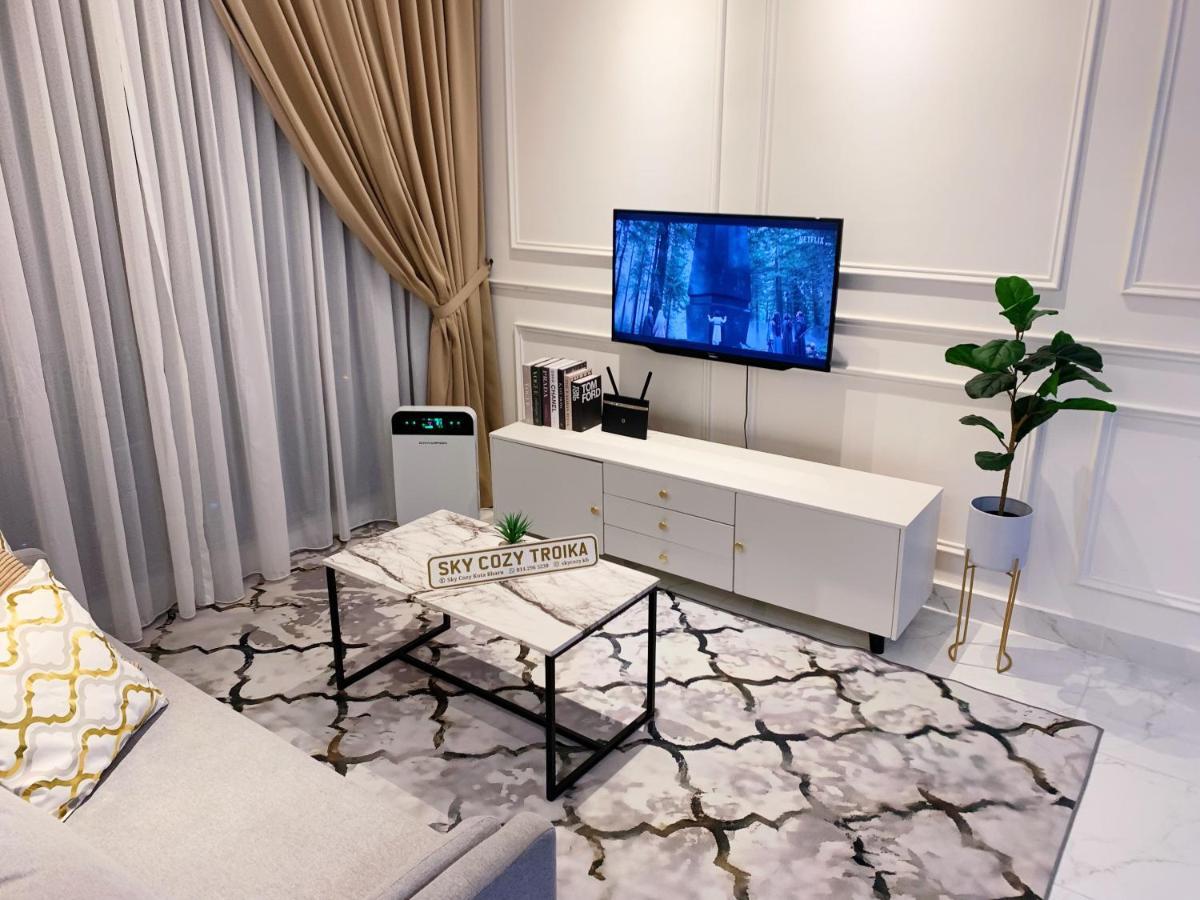 Sky Cozy Troika Residence, 1 Bedroom 4-6 Pax, 2 Bedrooms 6-8 Pax, Pool Vew, Sky & City View, Free Parking, Pool, Unlimited Wifi & Netflix Kota Bharu Dış mekan fotoğraf