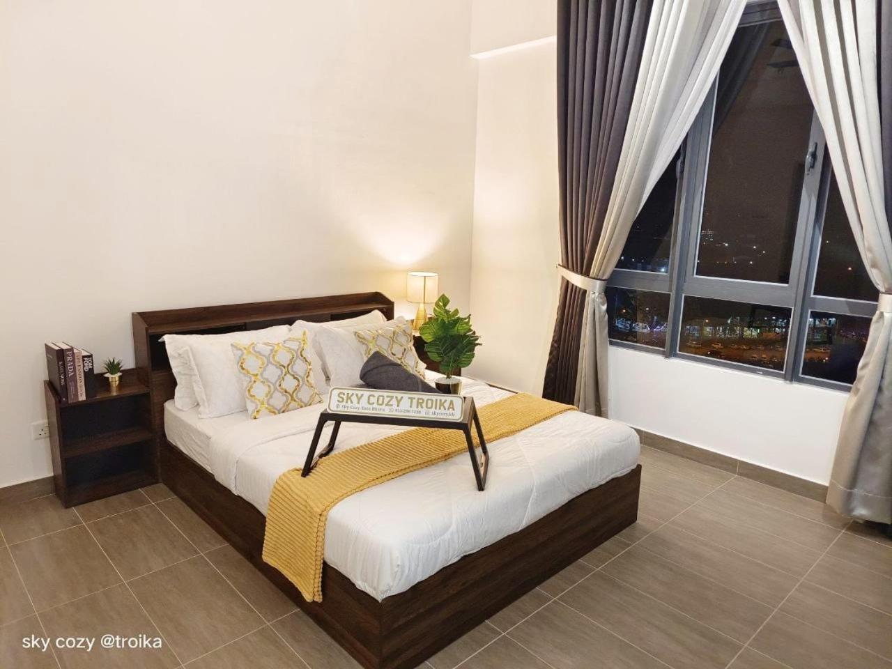 Sky Cozy Troika Residence, 1 Bedroom 4-6 Pax, 2 Bedrooms 6-8 Pax, Pool Vew, Sky & City View, Free Parking, Pool, Unlimited Wifi & Netflix Kota Bharu Dış mekan fotoğraf
