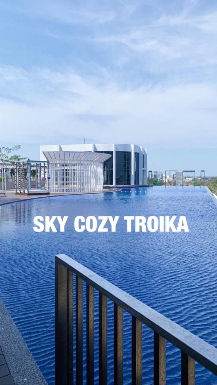 Sky Cozy Troika Residence, 1 Bedroom 4-6 Pax, 2 Bedrooms 6-8 Pax, Pool Vew, Sky & City View, Free Parking, Pool, Unlimited Wifi & Netflix Kota Bharu Dış mekan fotoğraf